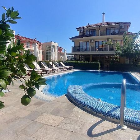 Family Hotel Muses Созополь Екстер'єр фото