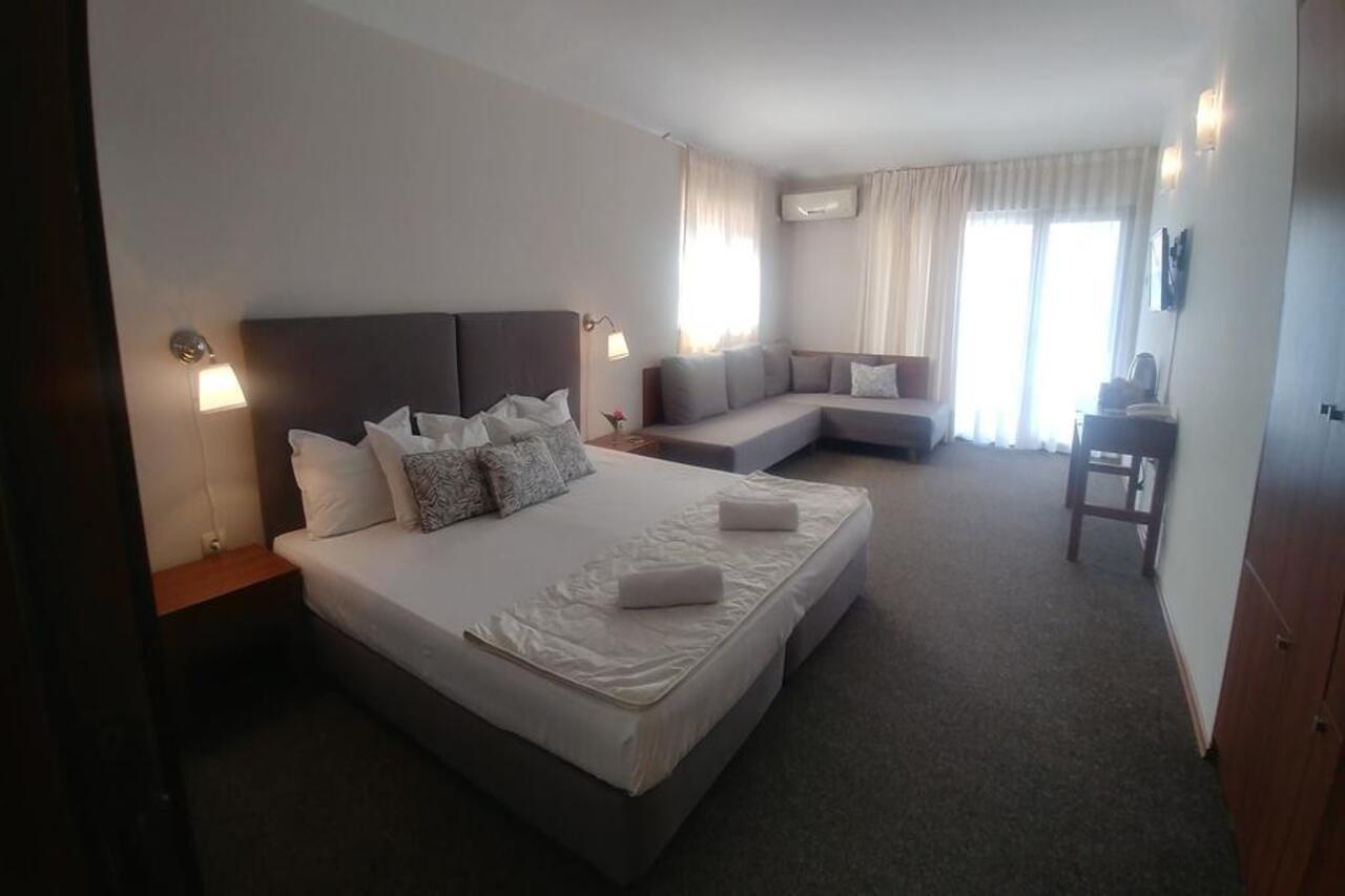 Family Hotel Muses Созополь Екстер'єр фото